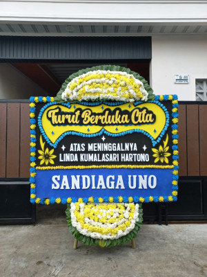 Papan Bunga Duka di Batu Besar